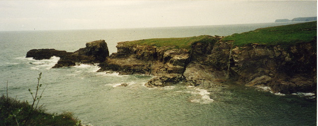 68. The Port Gaverne Main and Castle Rock